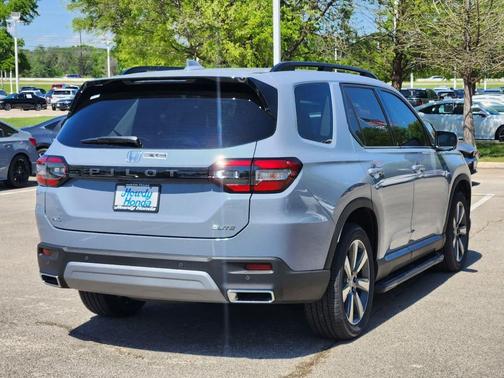 2025 Honda Pilot Elite