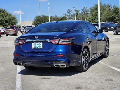 2022 Nissan Maxima SV