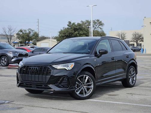 2023 Audi Q3 45 S line Premium