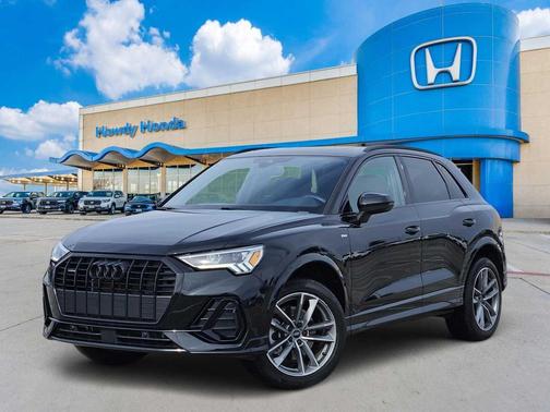 2023 Audi Q3 45 S line Premium