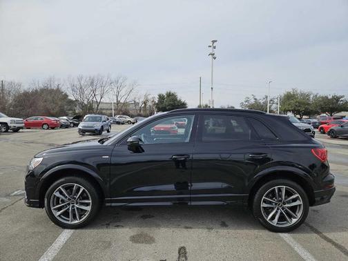 2023 Audi Q3 45 S line Premium