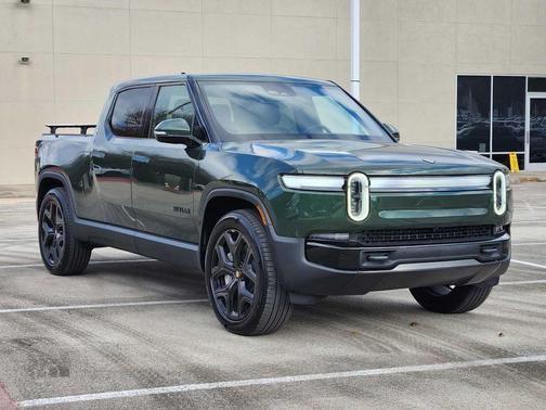 2025 Rivian R1T Adventure
