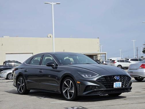 2022 Hyundai SONATA SEL Plus