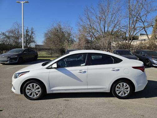 2021 Hyundai Accent SE