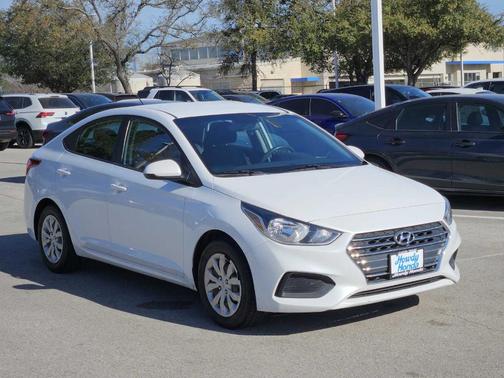 2021 Hyundai Accent SE
