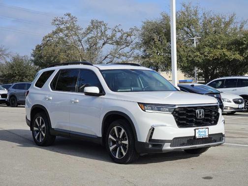 2023 Honda Pilot Touring