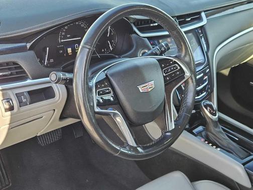 2017 Cadillac XTS Luxury