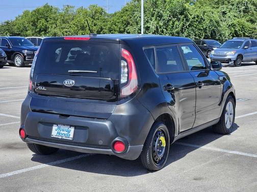 2016 Kia Soul Base
