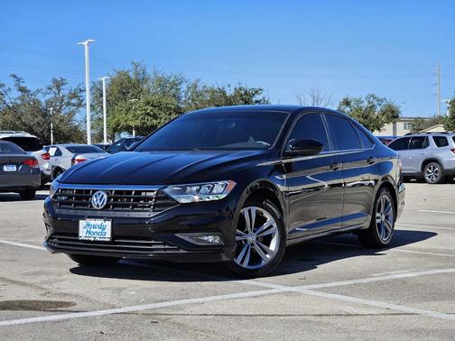 2021 Volkswagen Jetta 1.4T R-Line