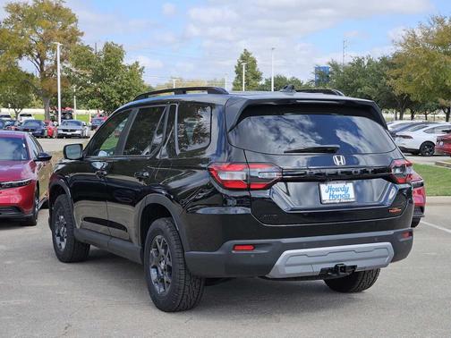 2025 Honda Pilot TrailSport