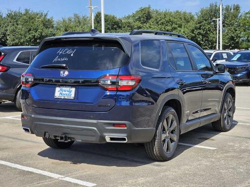 2025 Honda Pilot Sport