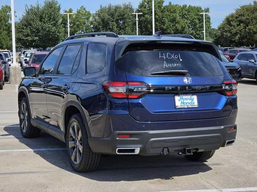 2025 Honda Pilot Sport