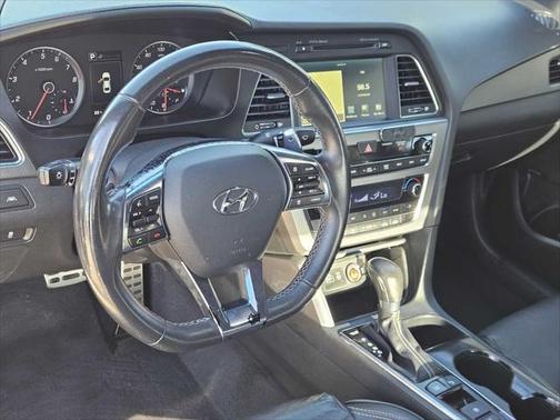 2017 Hyundai SONATA Limited 2.0T