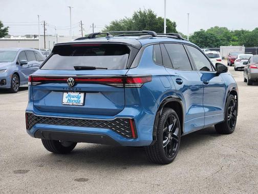 Monterey Blue Pearl 2025 Volkswagen Tiguan 2.0T SE R-Line Black