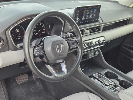 2023 Honda Pilot EX-L 8-Passenger