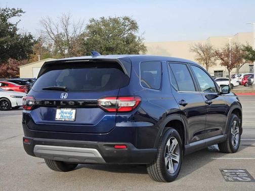 2023 Honda Pilot EX-L 8-Passenger
