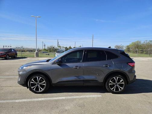 2021 Ford Escape SE