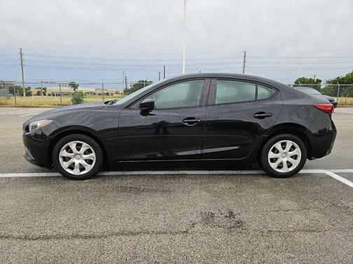 2015 Mazda Mazda3 i Sport