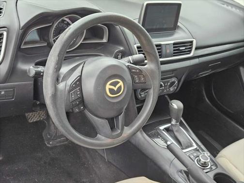 2015 Mazda Mazda3 i Sport