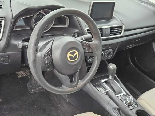2015 Mazda Mazda3 i Sport