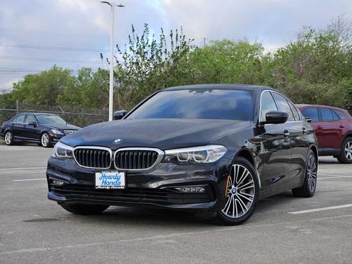 Black 2018 BMW 530e iPerformance