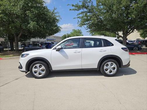 2025 Honda HR-V LX