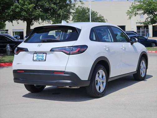 2025 Honda HR-V LX