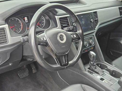 2018 Volkswagen Atlas 3.6L SE