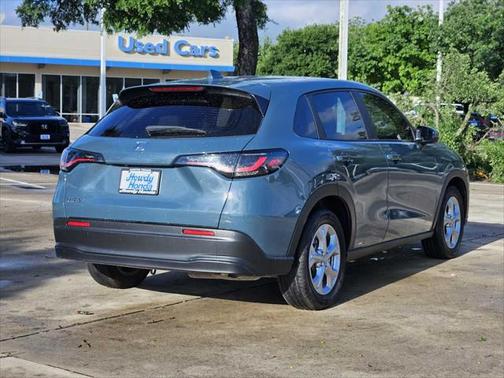 2025 Honda HR-V LX