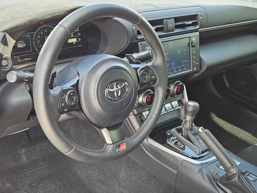 2023 Toyota GR86 Premium