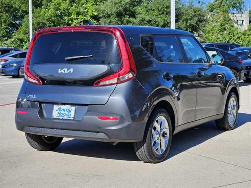 2022 Kia Soul LX
