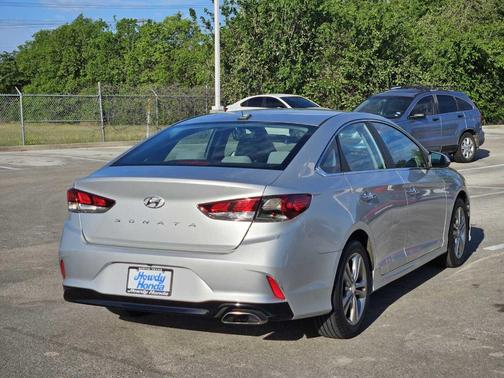 Symphony Silver 2018 Hyundai SONATA SEL