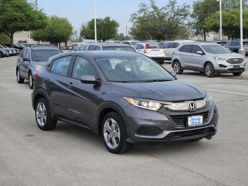 Modern Steel Metallic 2022 Honda HR-V LX