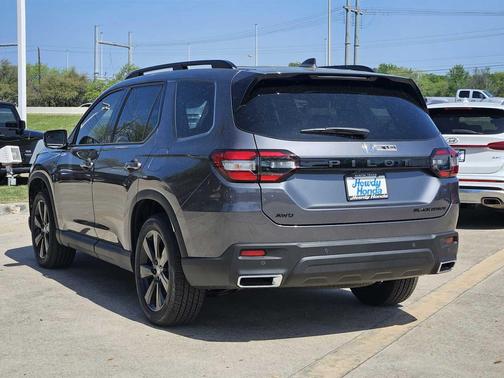 2025 Honda Pilot Black Edition