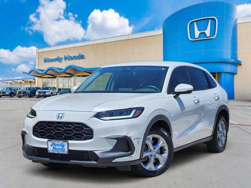 Platinum White Pearl 2023 Honda HR-V LX