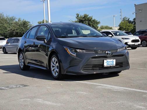 2024 Toyota Corolla LE