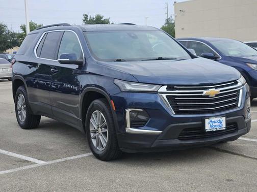 2022 Chevrolet Traverse LT Cloth