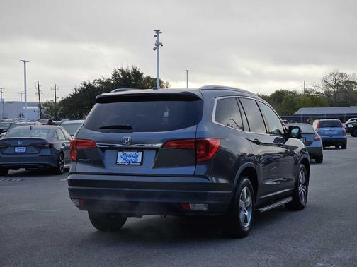 2016 Honda Pilot EX-L w/ Navigation