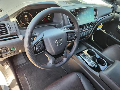 Crystal Black Pearl 2026 Honda Ridgeline Black Edition