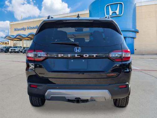 2026 Honda Pilot TrailSport