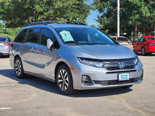 Solar Silver Metallic 2026 Honda Odyssey EX-L
