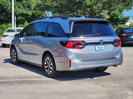 Solar Silver Metallic 2026 Honda Odyssey EX-L