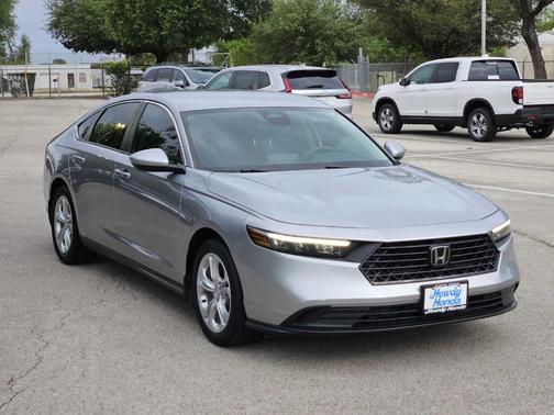 Lunar Silver Metallic 2023 Honda Accord LX
