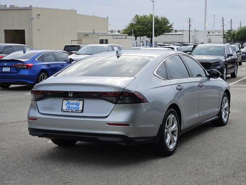 Lunar Silver Metallic 2023 Honda Accord LX