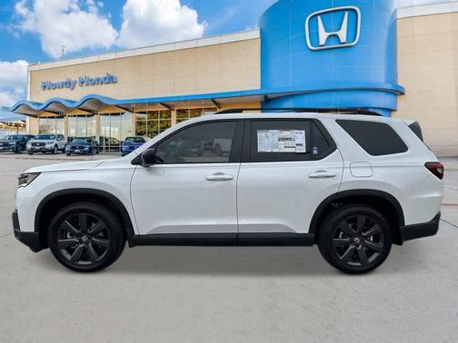Platinum White Pearl 2026 Honda Pilot Sport