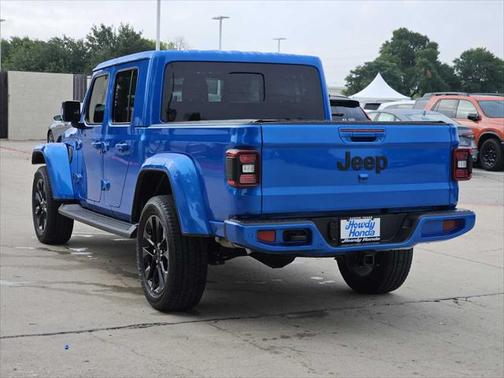 2023 Jeep Gladiator Overland