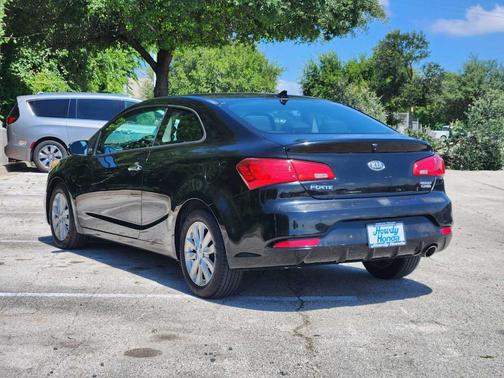 Aurora Black 2014 Kia Forte Koup EX