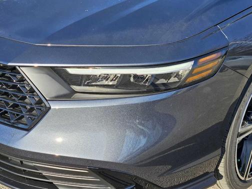 Meteorite Gray Metallic 2026 Honda Accord SE