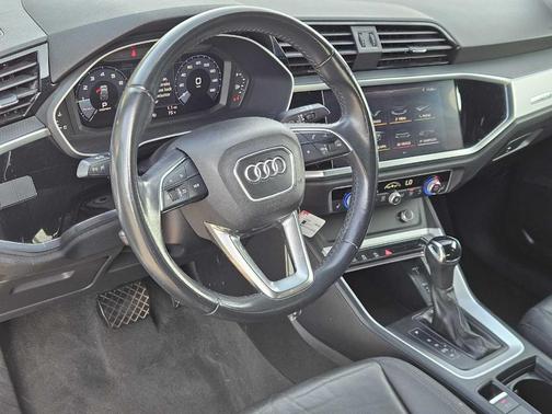 2020 Audi Q3 45 Premium