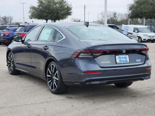 2025 Honda Accord Hybrid Touring
